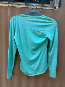 Athleta shirt