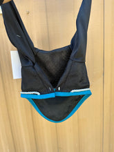 Load image into Gallery viewer, Woof Wear ergonomic fly veil
