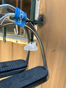 Stubben stainless steel stirrups