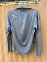 Load image into Gallery viewer, Kerrits long sleeve shirt
